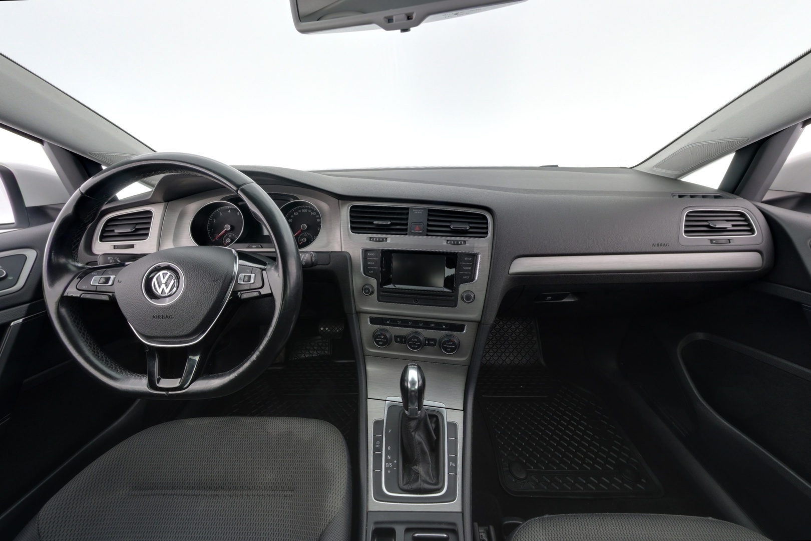 VOLKSWAGEN Golf 2014