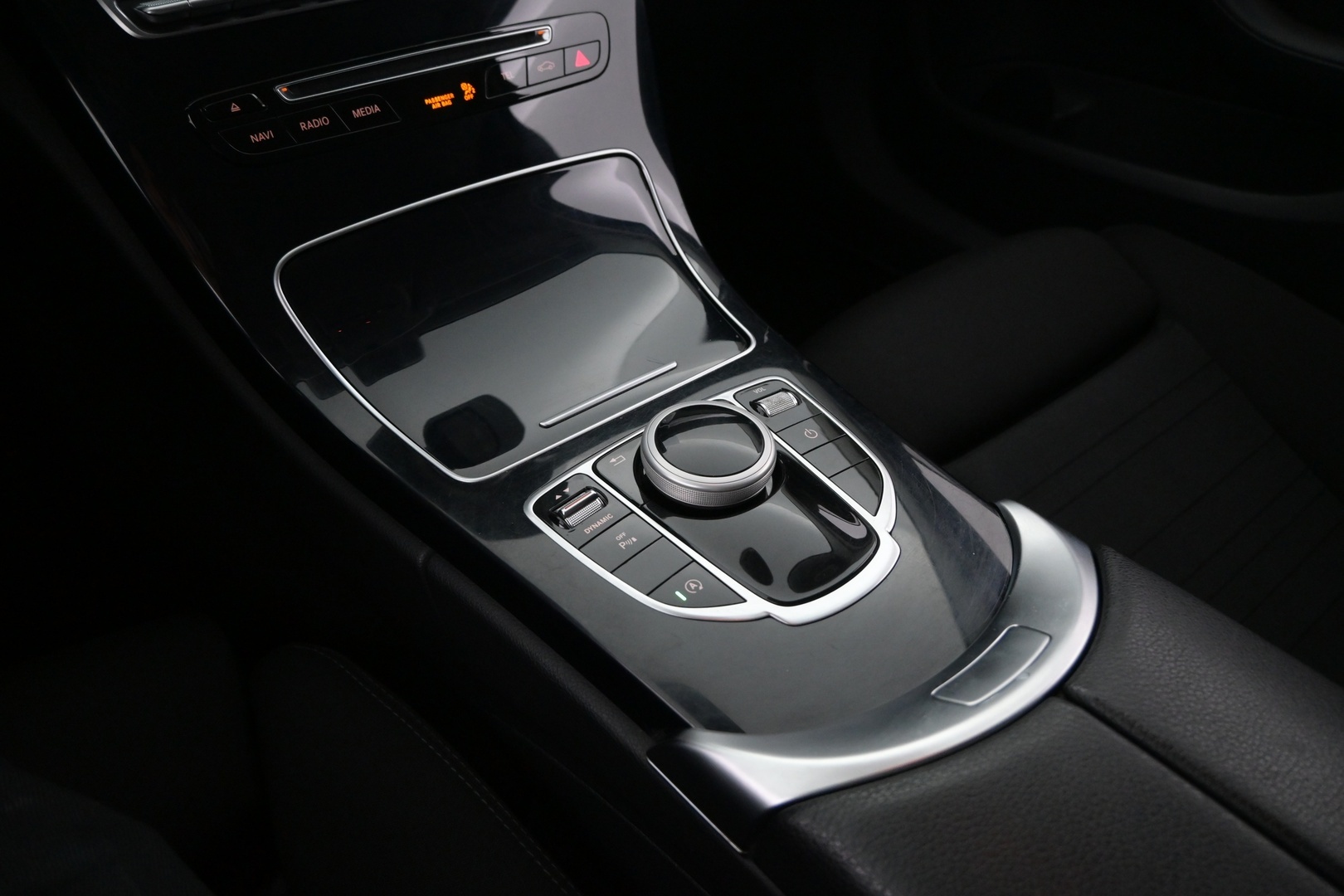 MERCEDES-BENZ C 2016