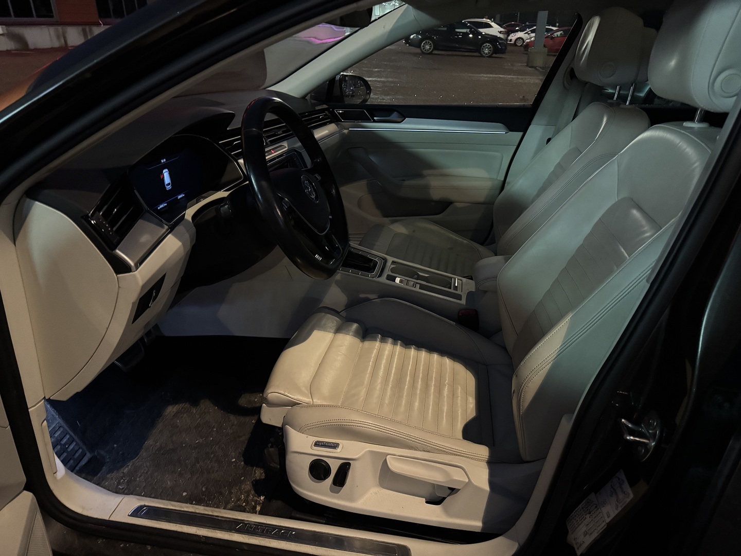 VOLKSWAGEN Passat 2017