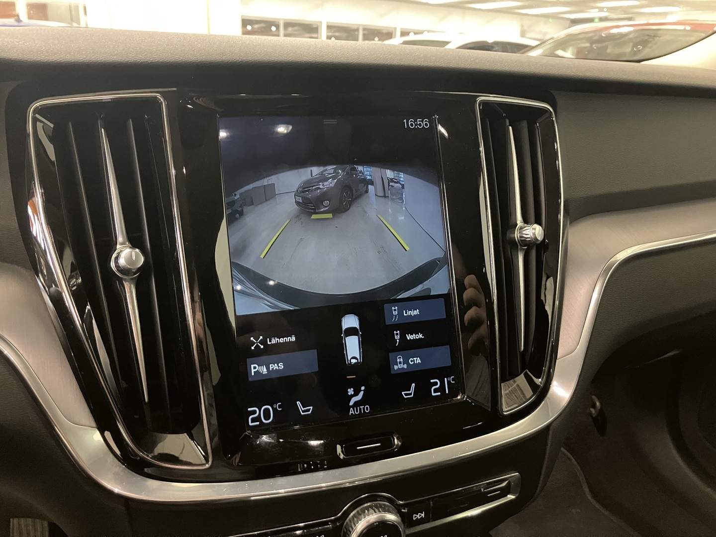 VOLVO V60 Cross Country 2020