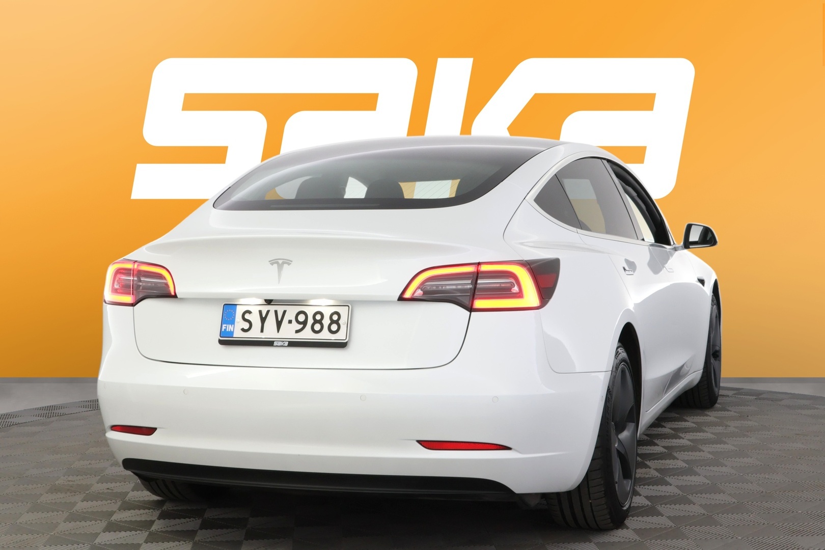 TESLA Model 3 2019