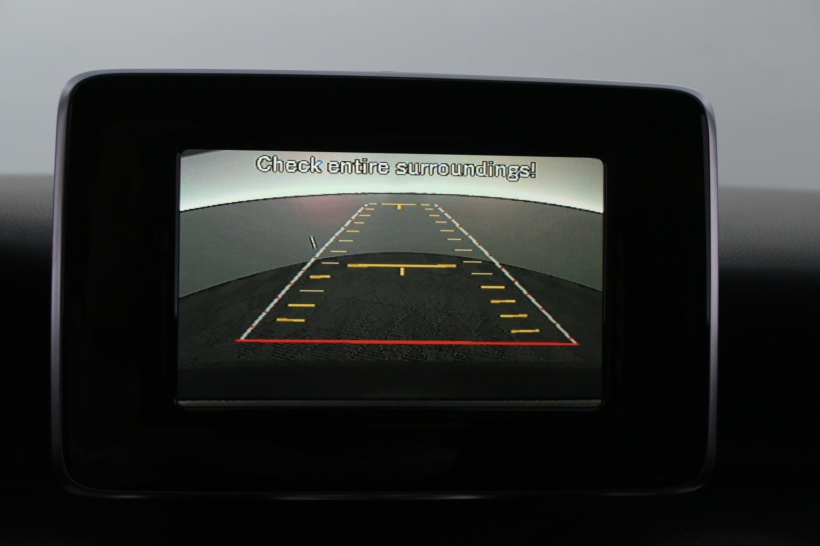 MERCEDES-BENZ A 2015