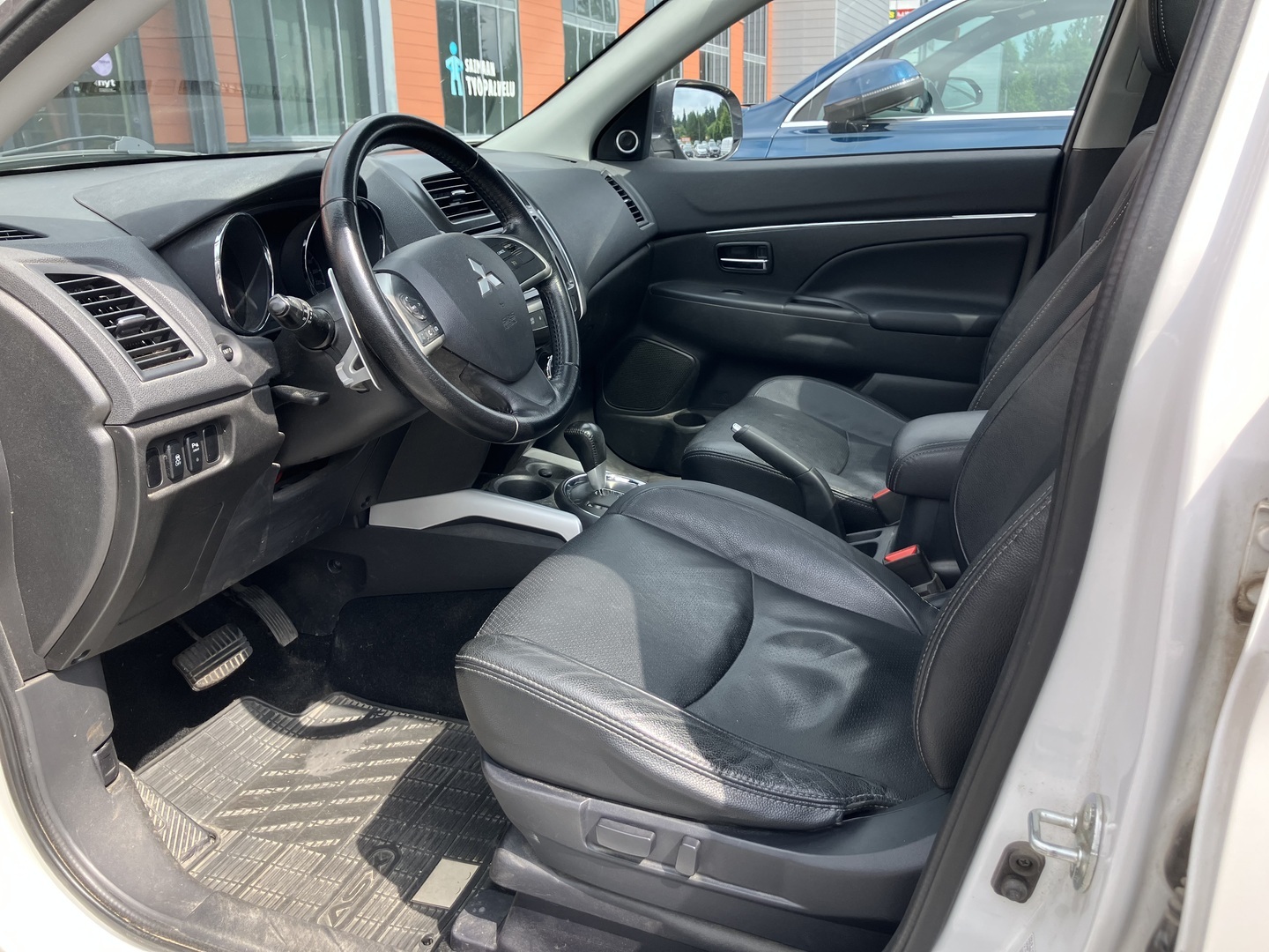 MITSUBISHI ASX 2014