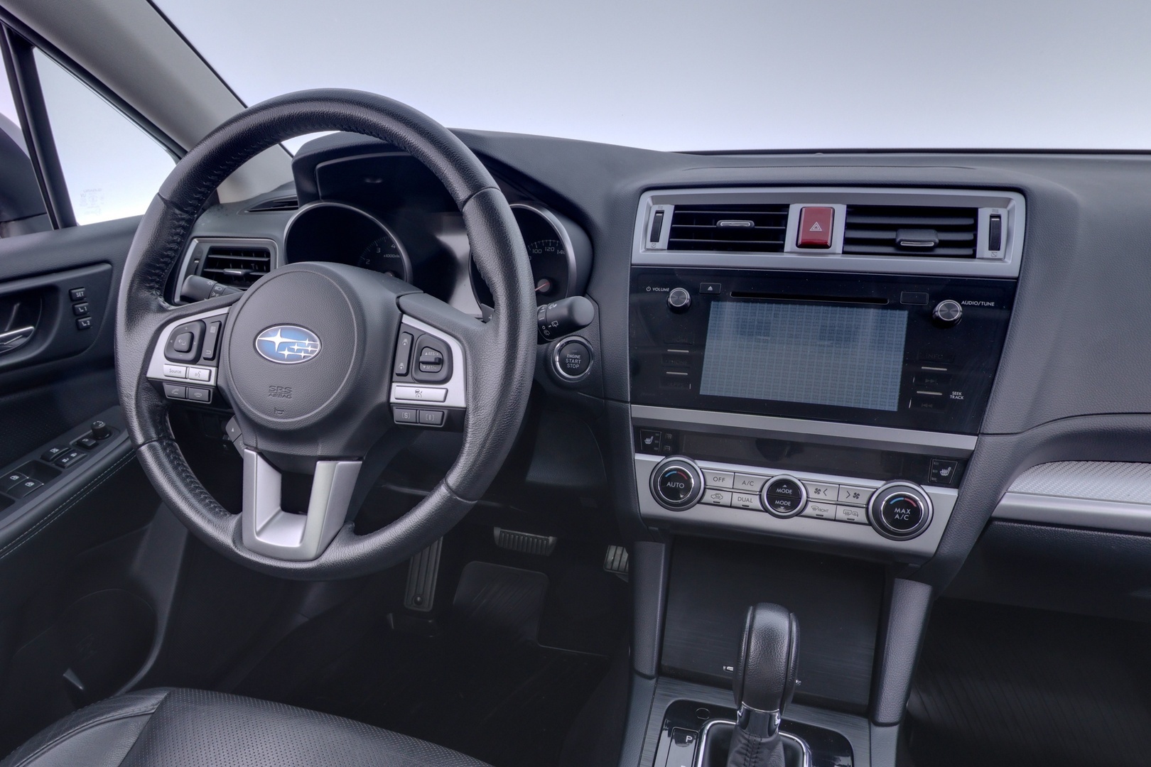 SUBARU Outback 2015