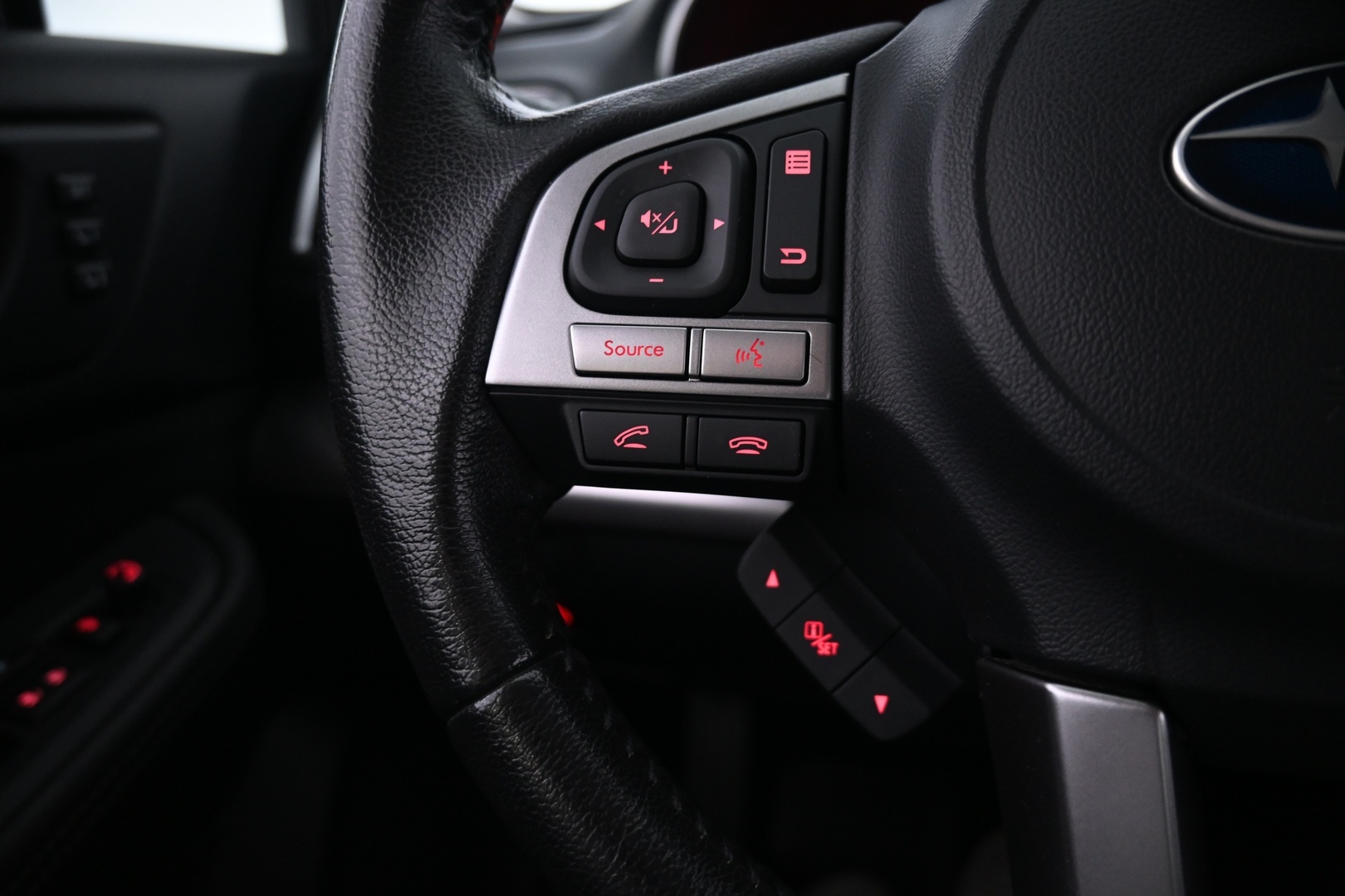 SUBARU Outback 2015