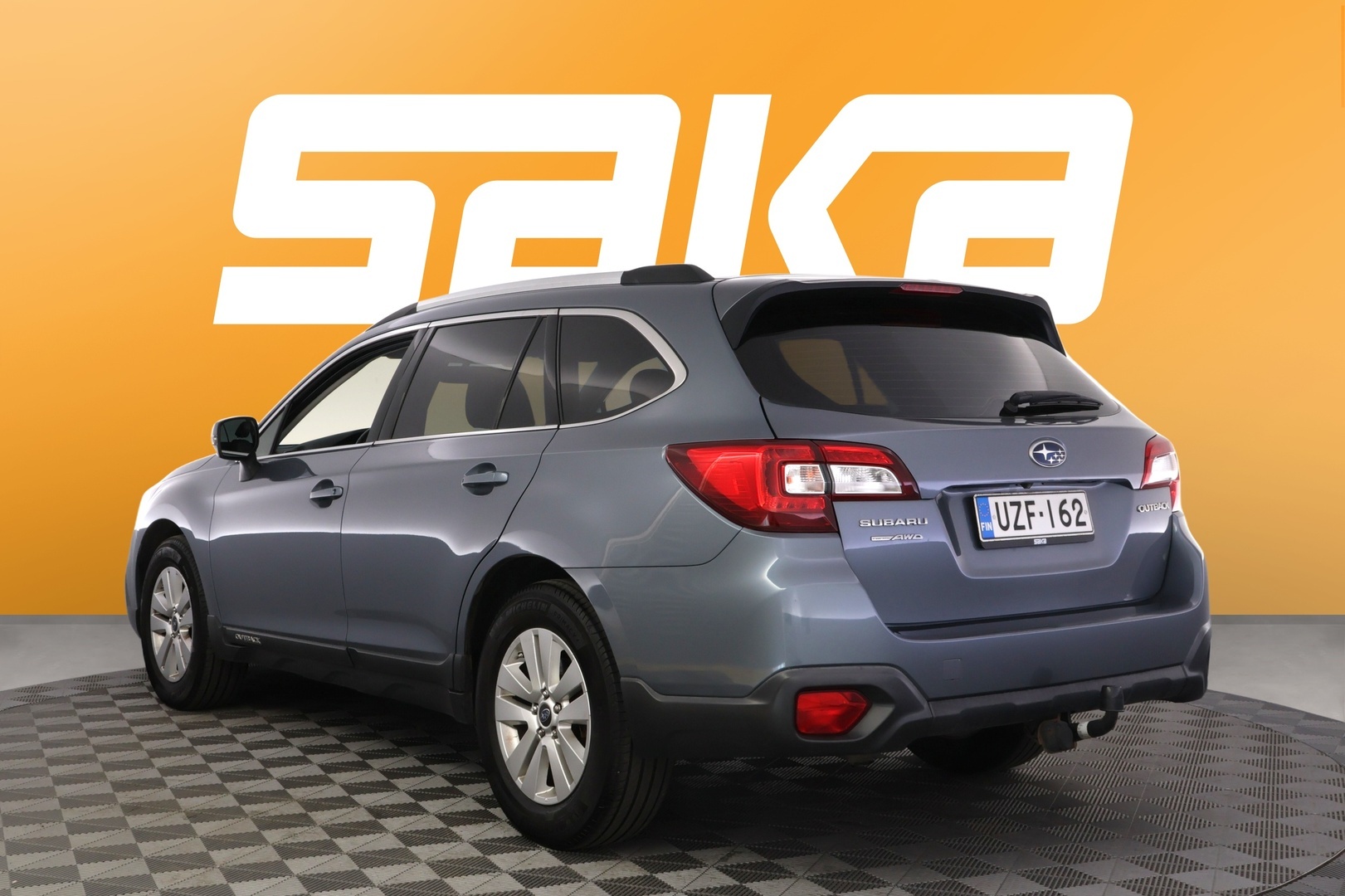 SUBARU Outback 2015