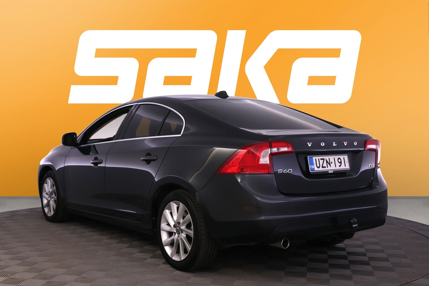 VOLVO S60 2016
