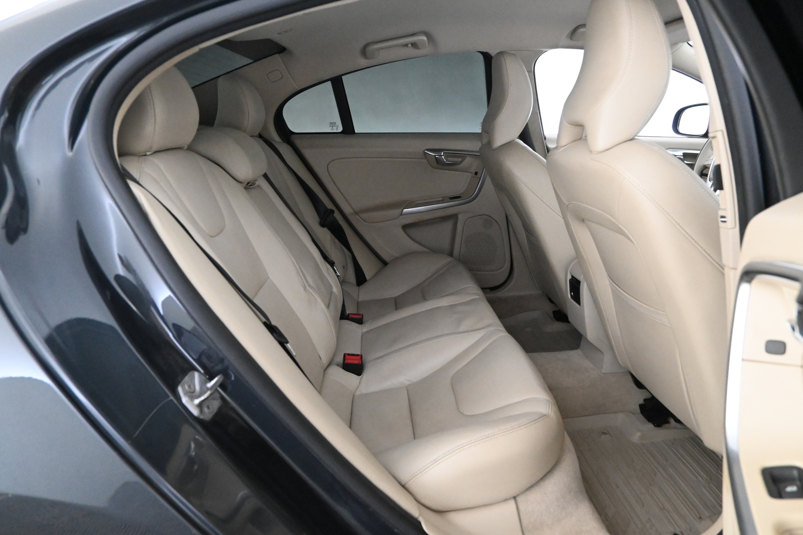 VOLVO S60 2016
