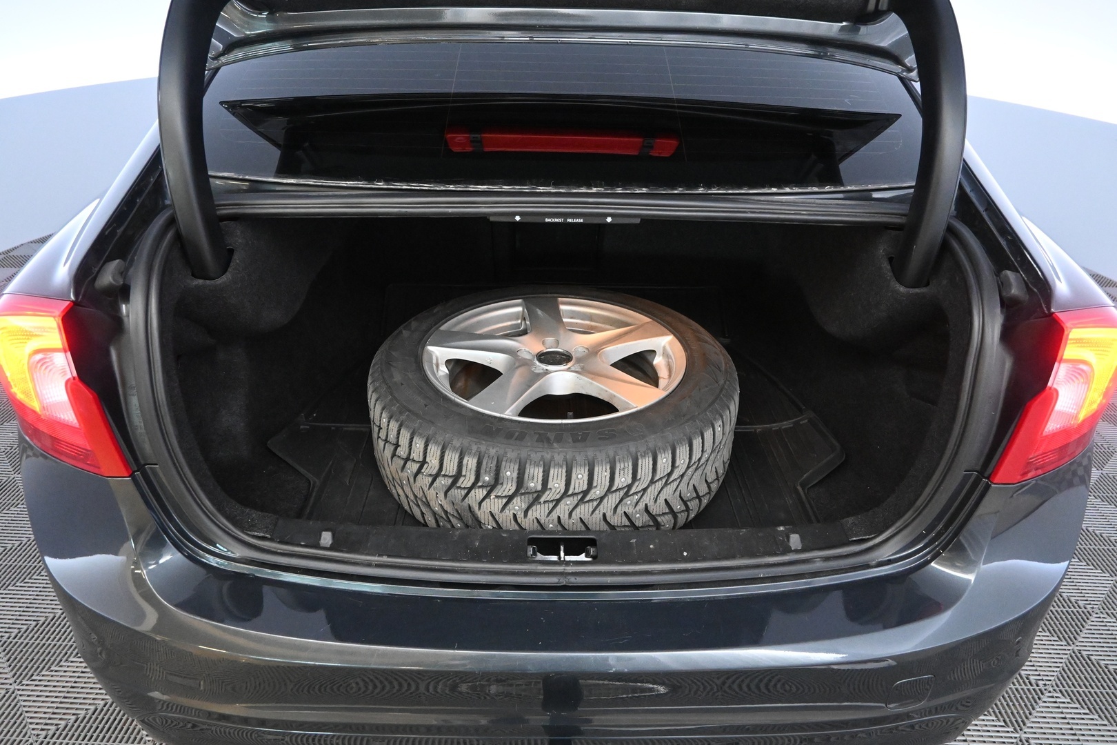 VOLVO S60 2016