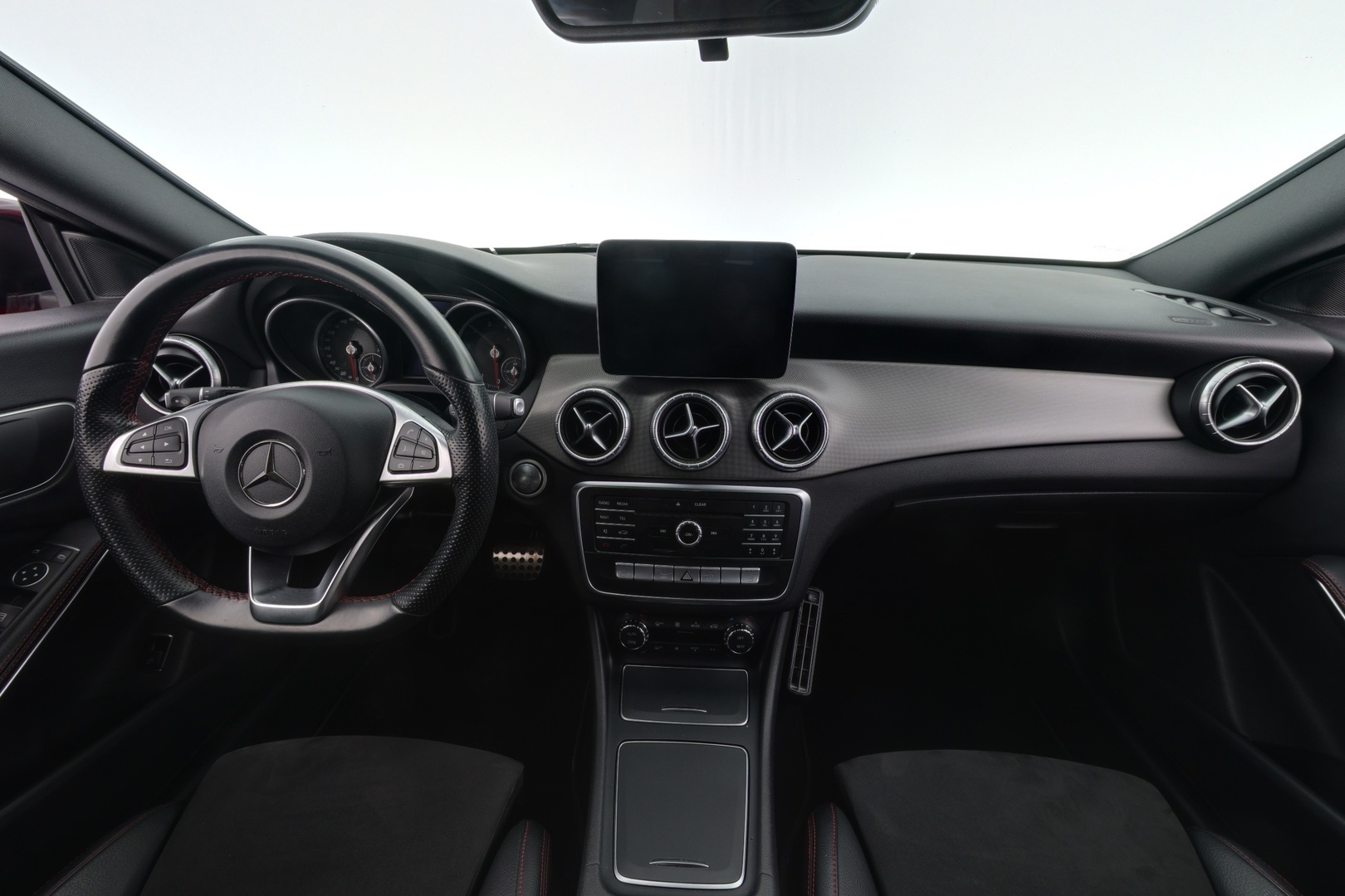 MERCEDES-BENZ CLA 2016