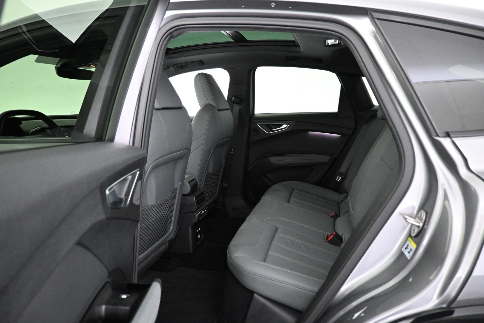 AUDI Q4 e-tron 2023