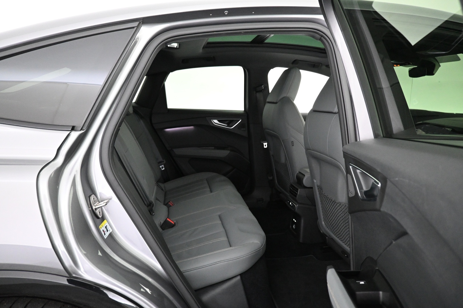 AUDI Q4 e-tron 2023