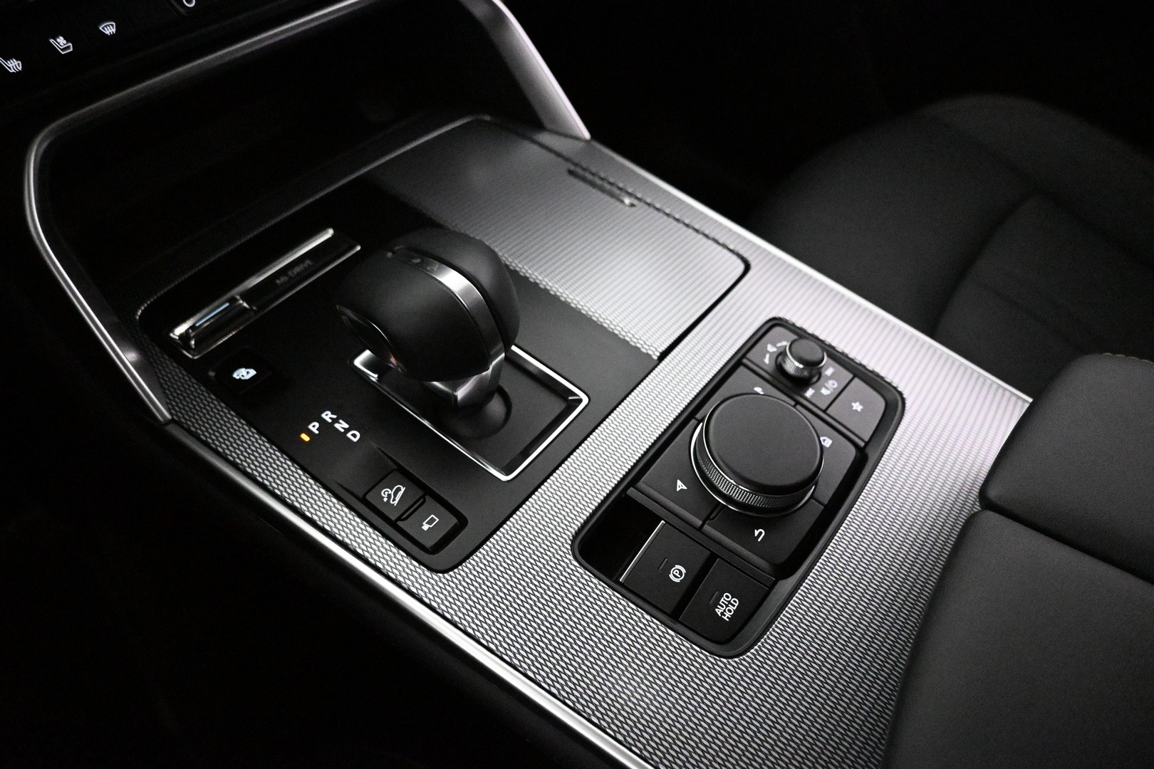 MAZDA CX-60 2024