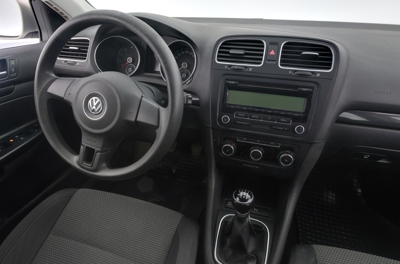 VOLKSWAGEN Golf 2010