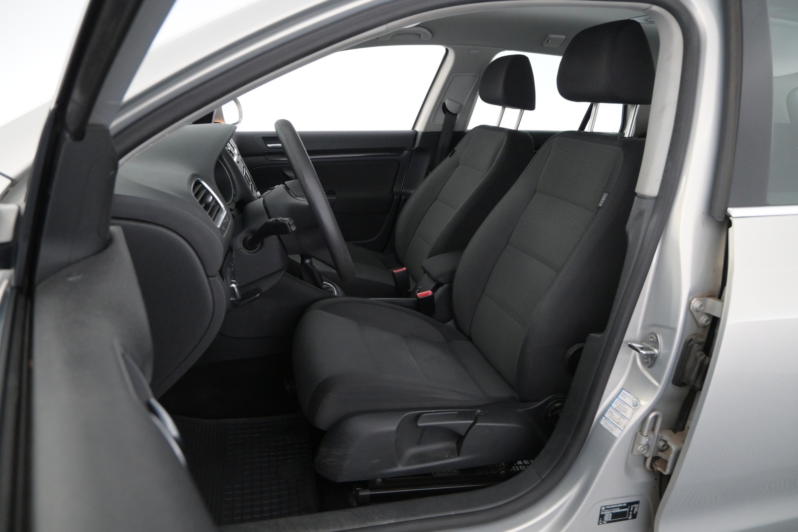 VOLKSWAGEN Golf 2010