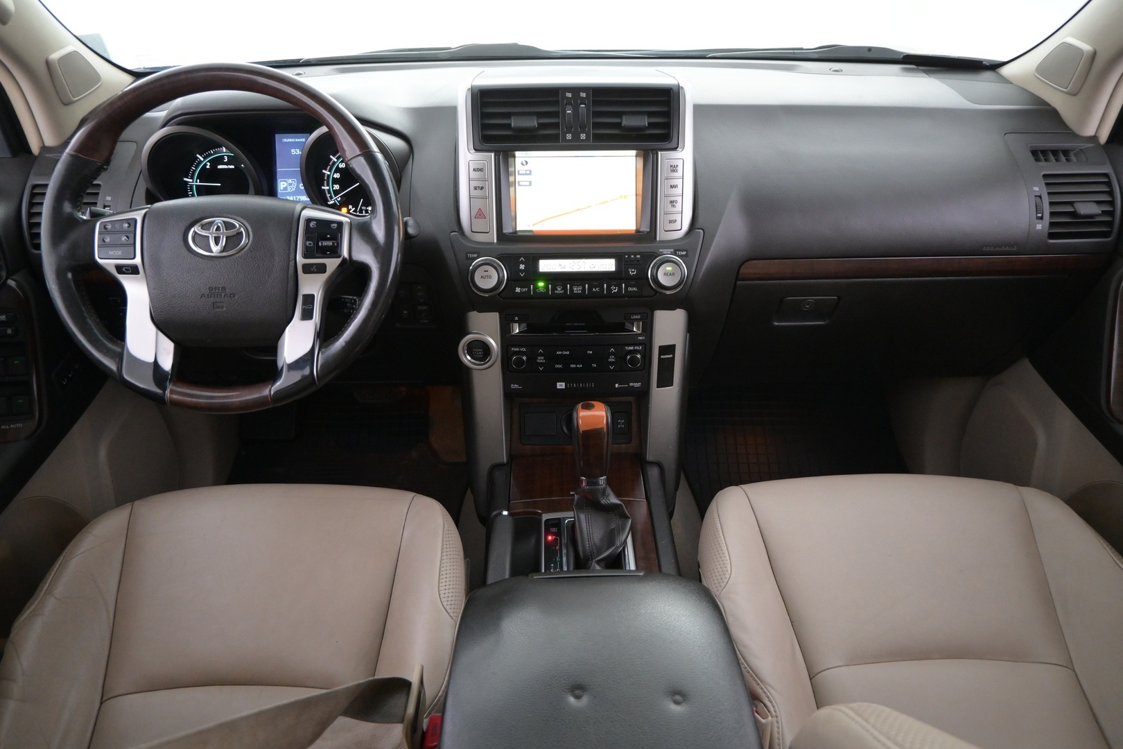 TOYOTA Land Cruiser 2010
