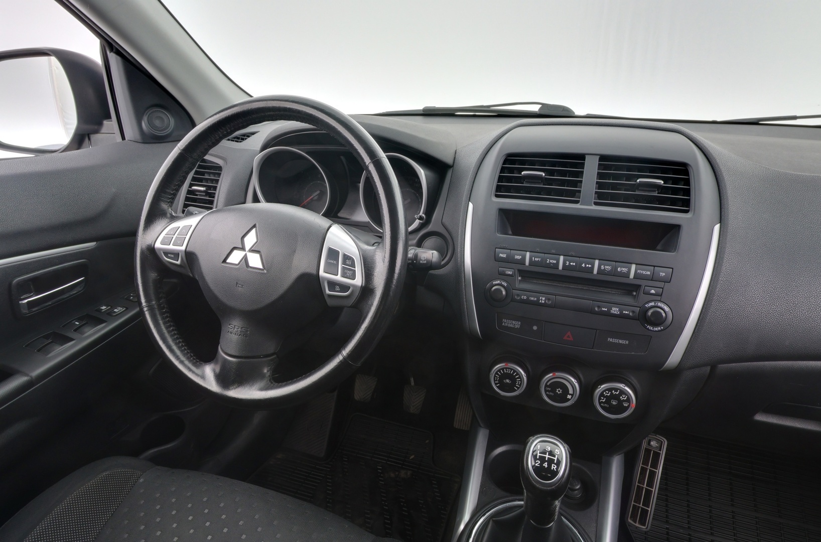 MITSUBISHI ASX 2011