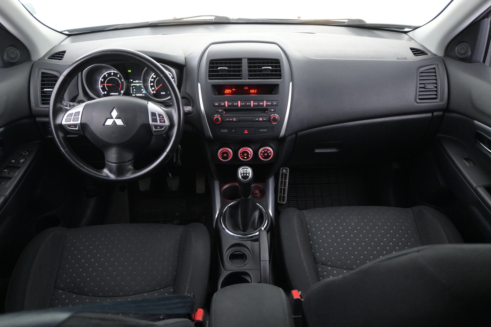MITSUBISHI ASX 2011