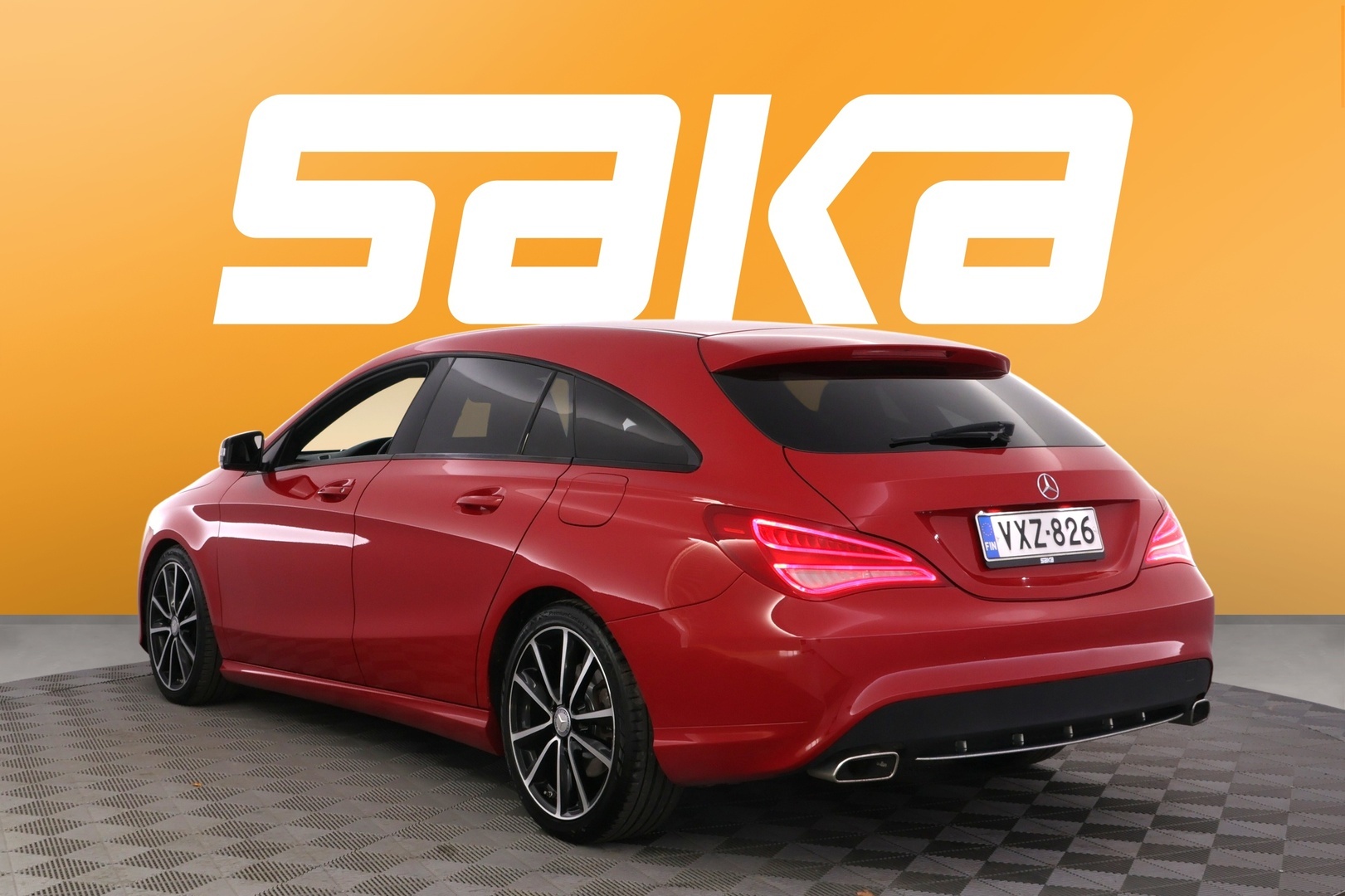 MERCEDES-BENZ CLA 2016