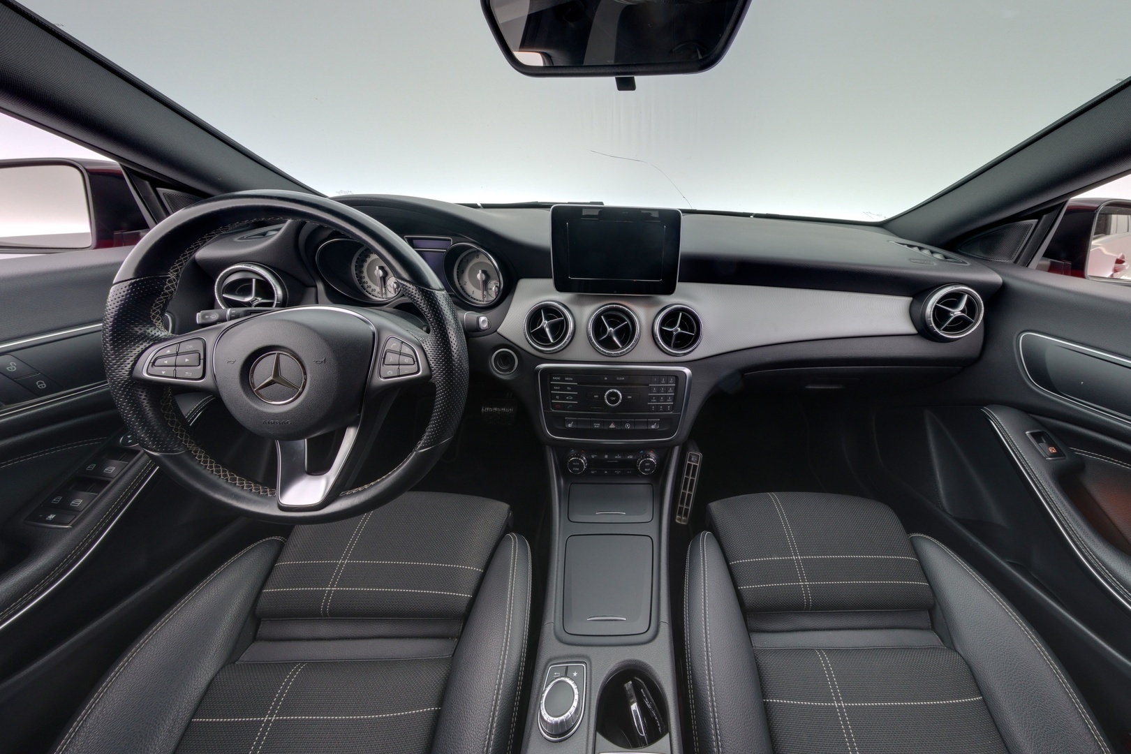 MERCEDES-BENZ CLA 2016