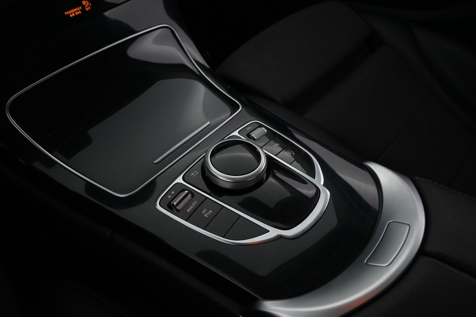 MERCEDES-BENZ C 2015