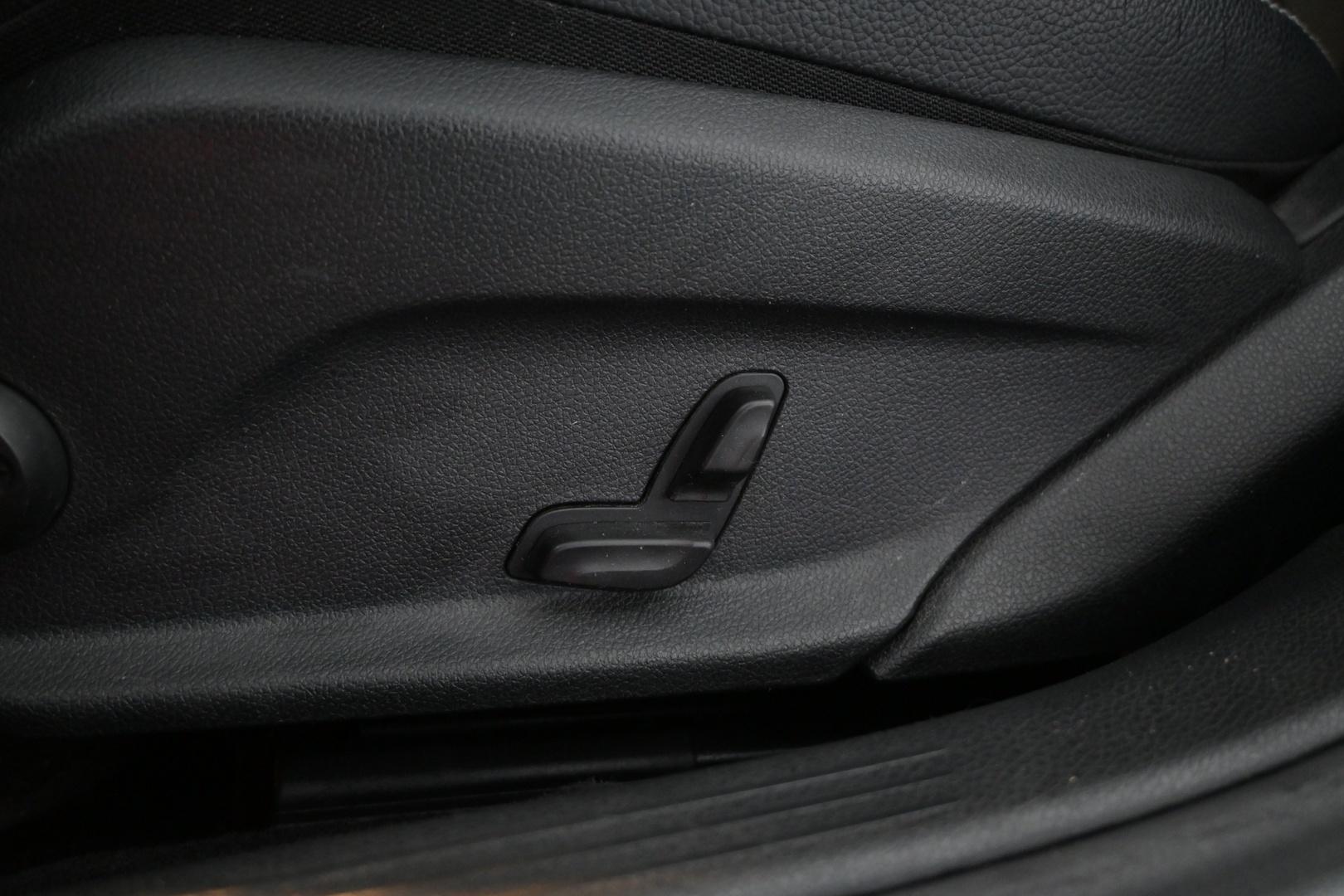 MERCEDES-BENZ C 2015