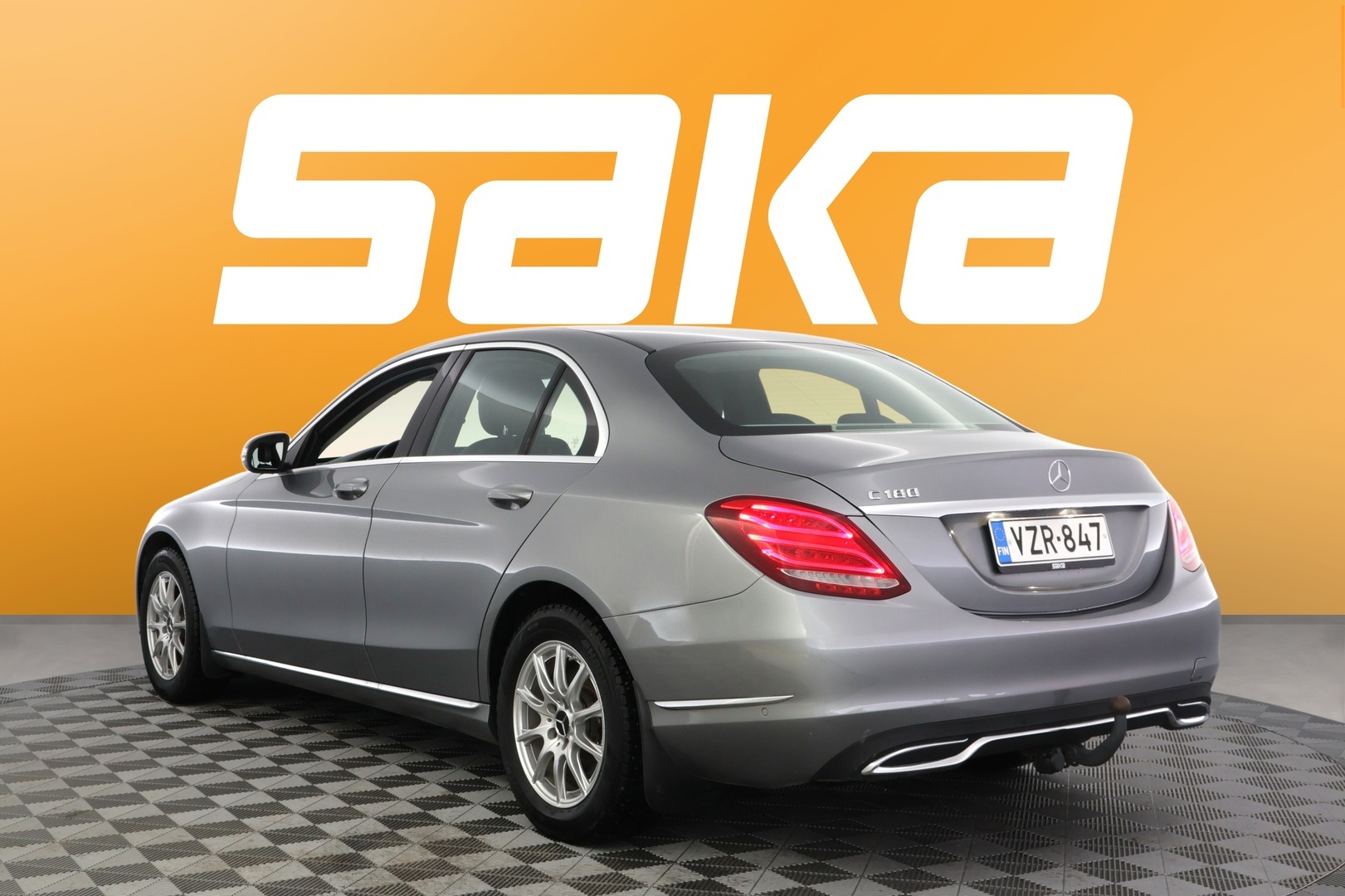 MERCEDES-BENZ C 2015