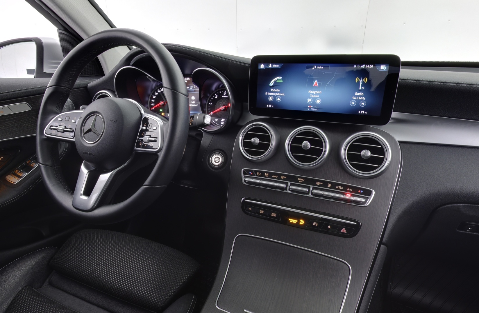 MERCEDES-BENZ GLC 2020
