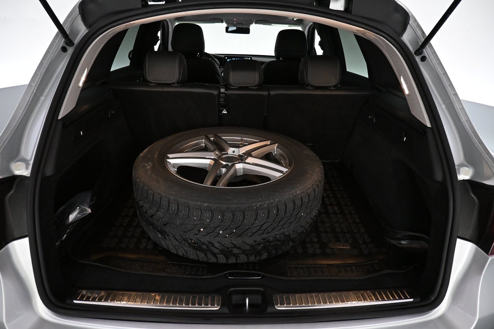 MERCEDES-BENZ GLC 2020