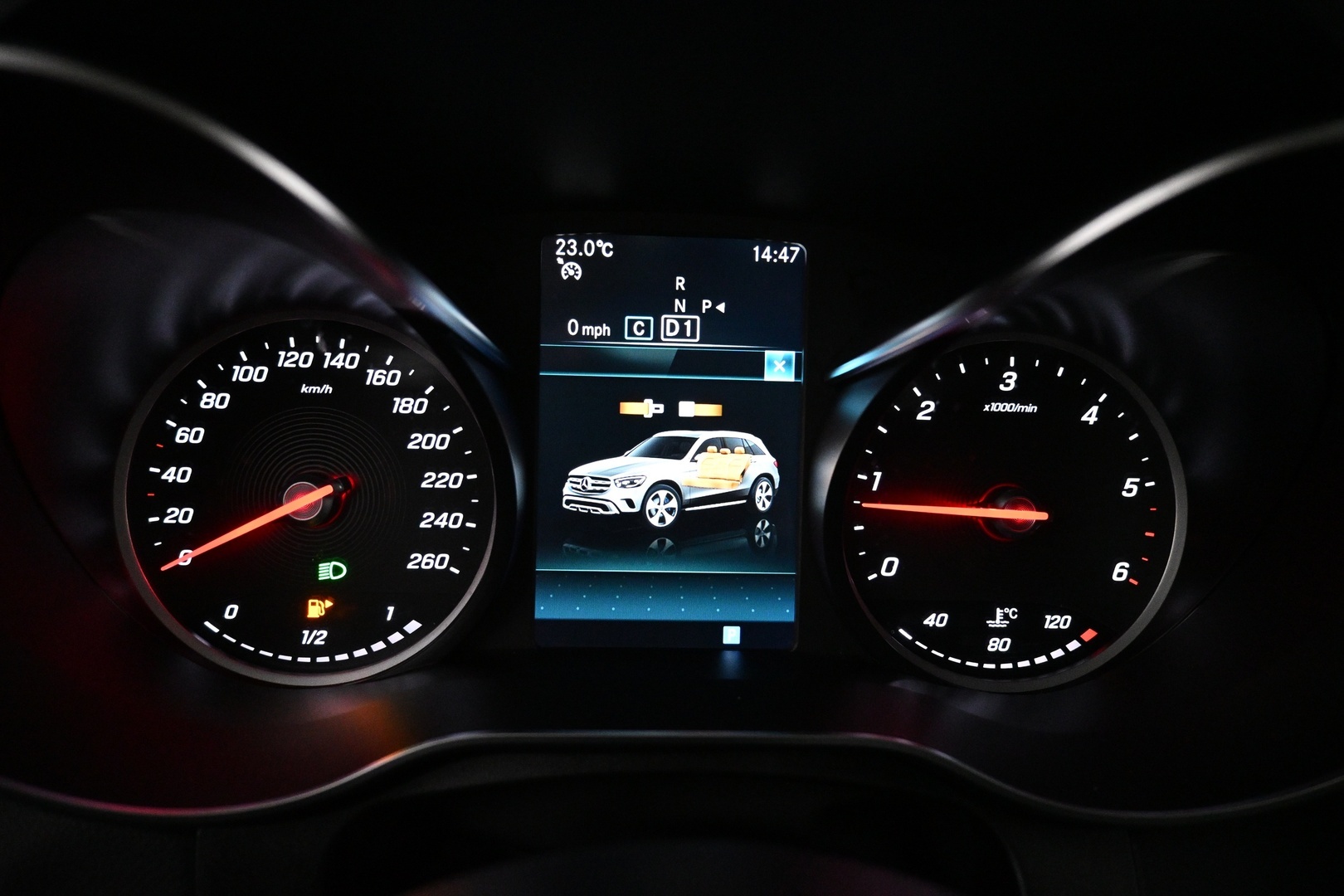 MERCEDES-BENZ GLC 2020