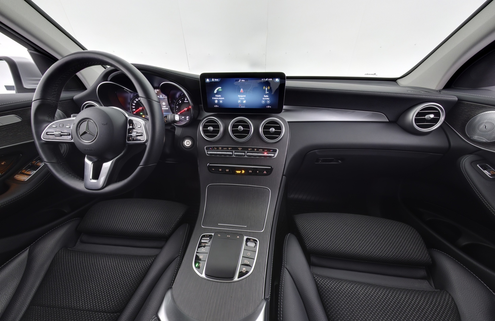 MERCEDES-BENZ GLC 2020