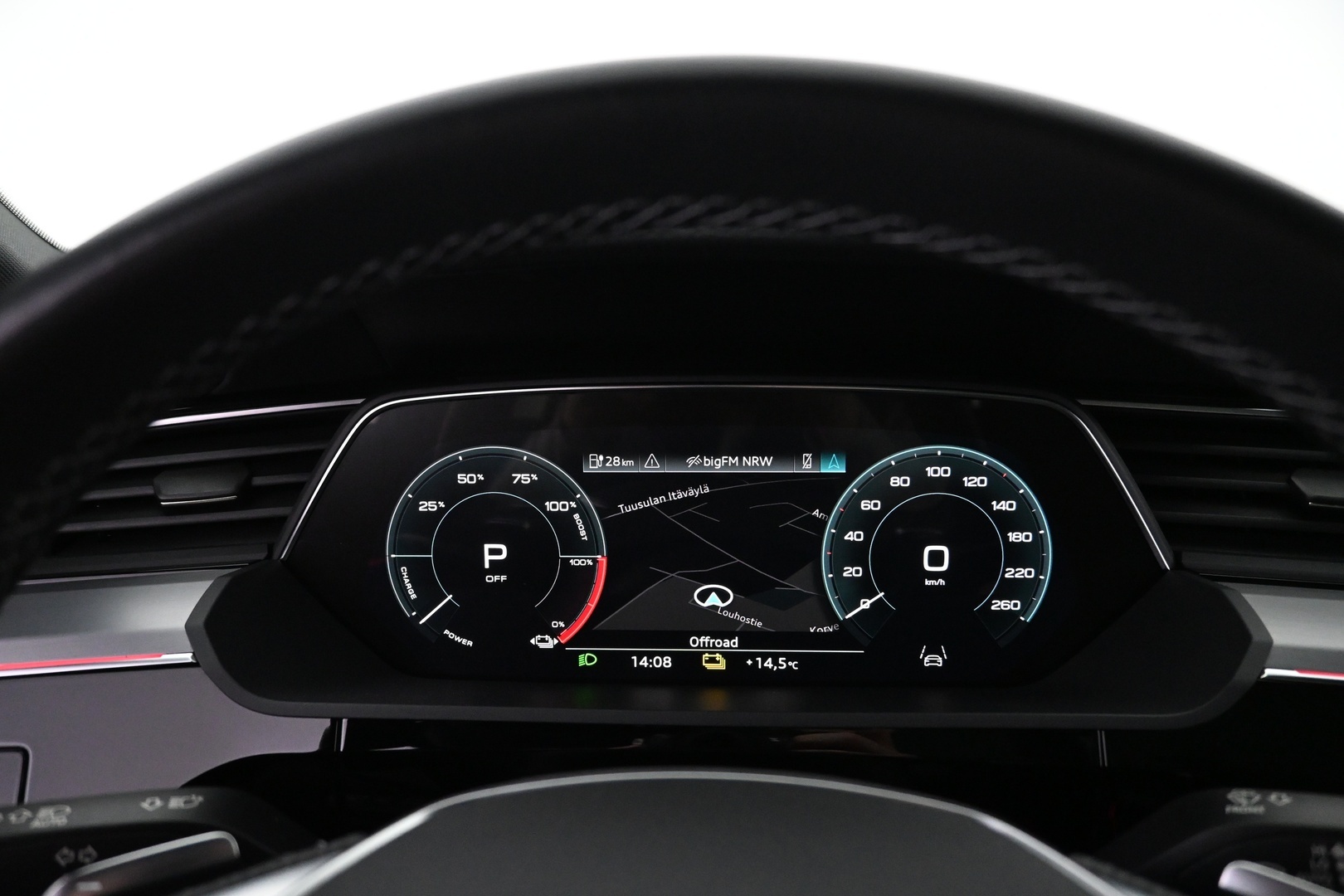 AUDI e-tron 2023