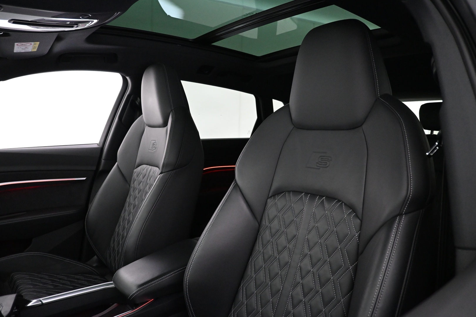 AUDI e-tron 2023