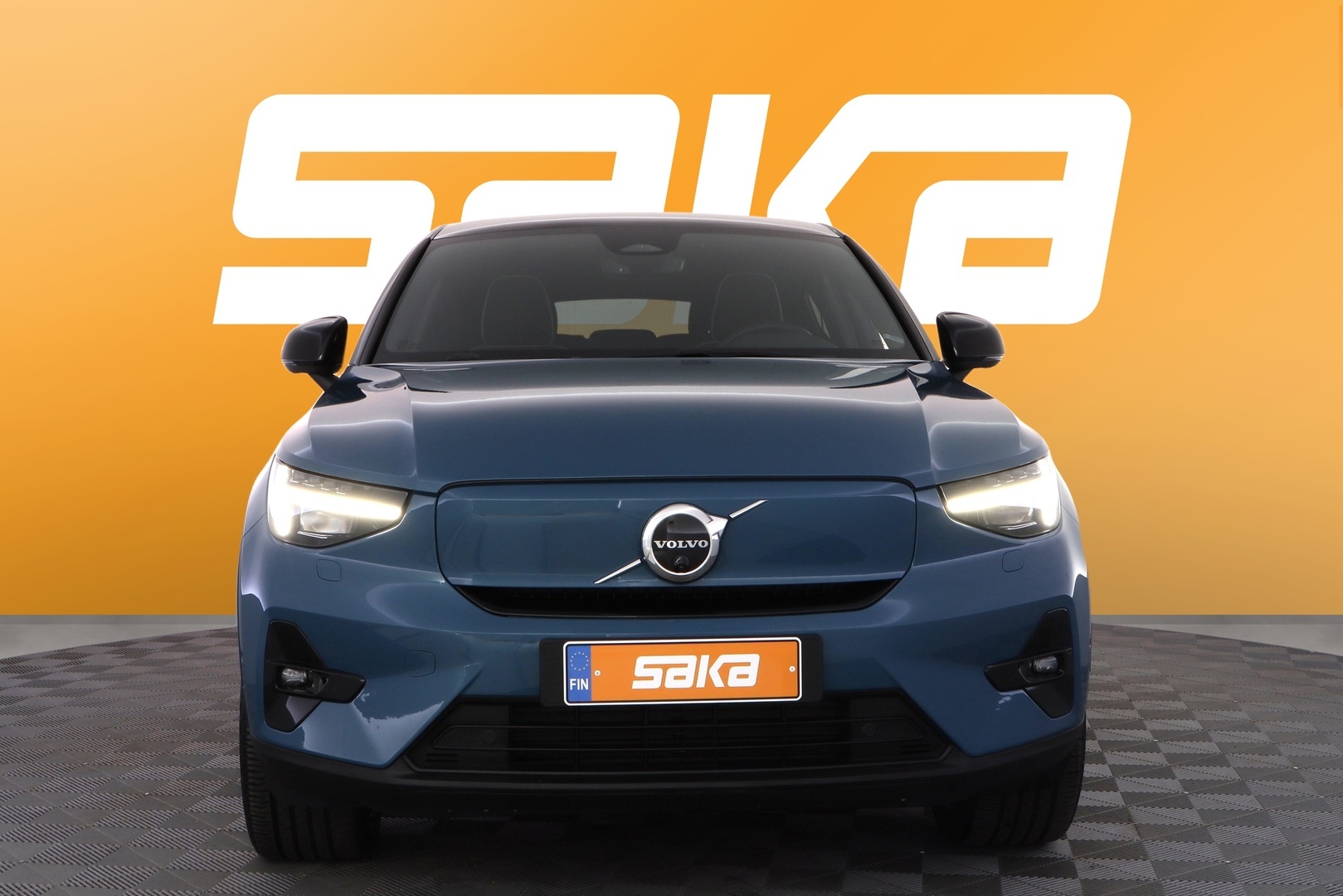 VOLVO C40 2022
