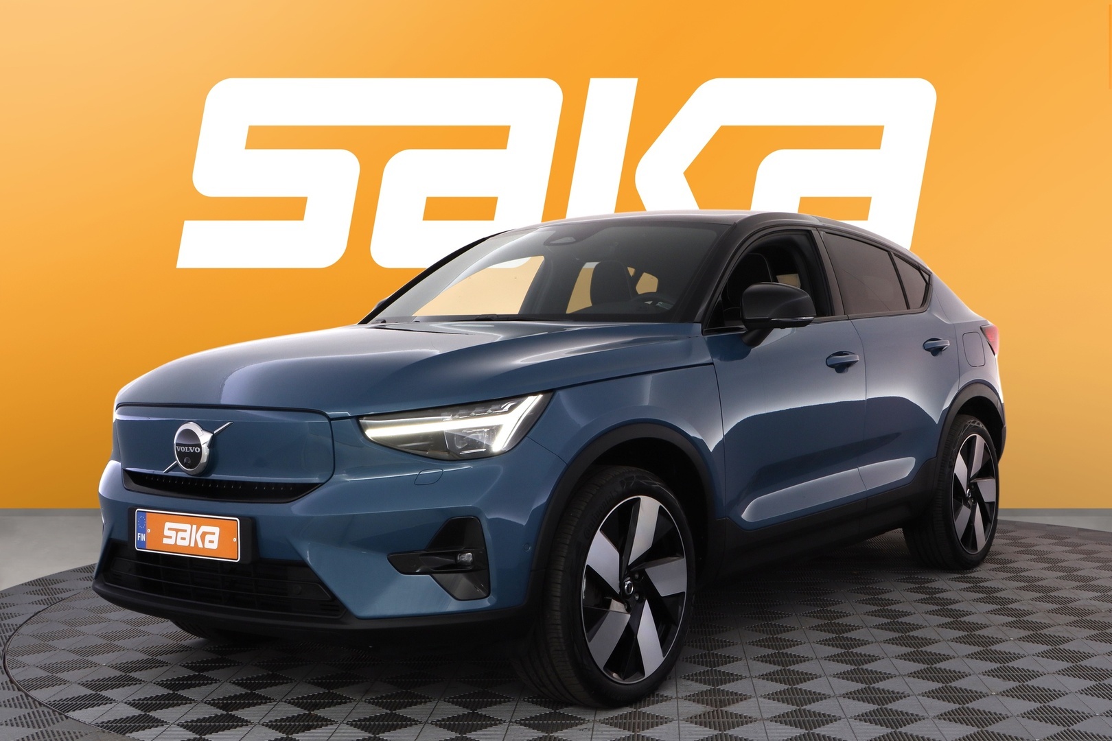 VOLVO C40 2022