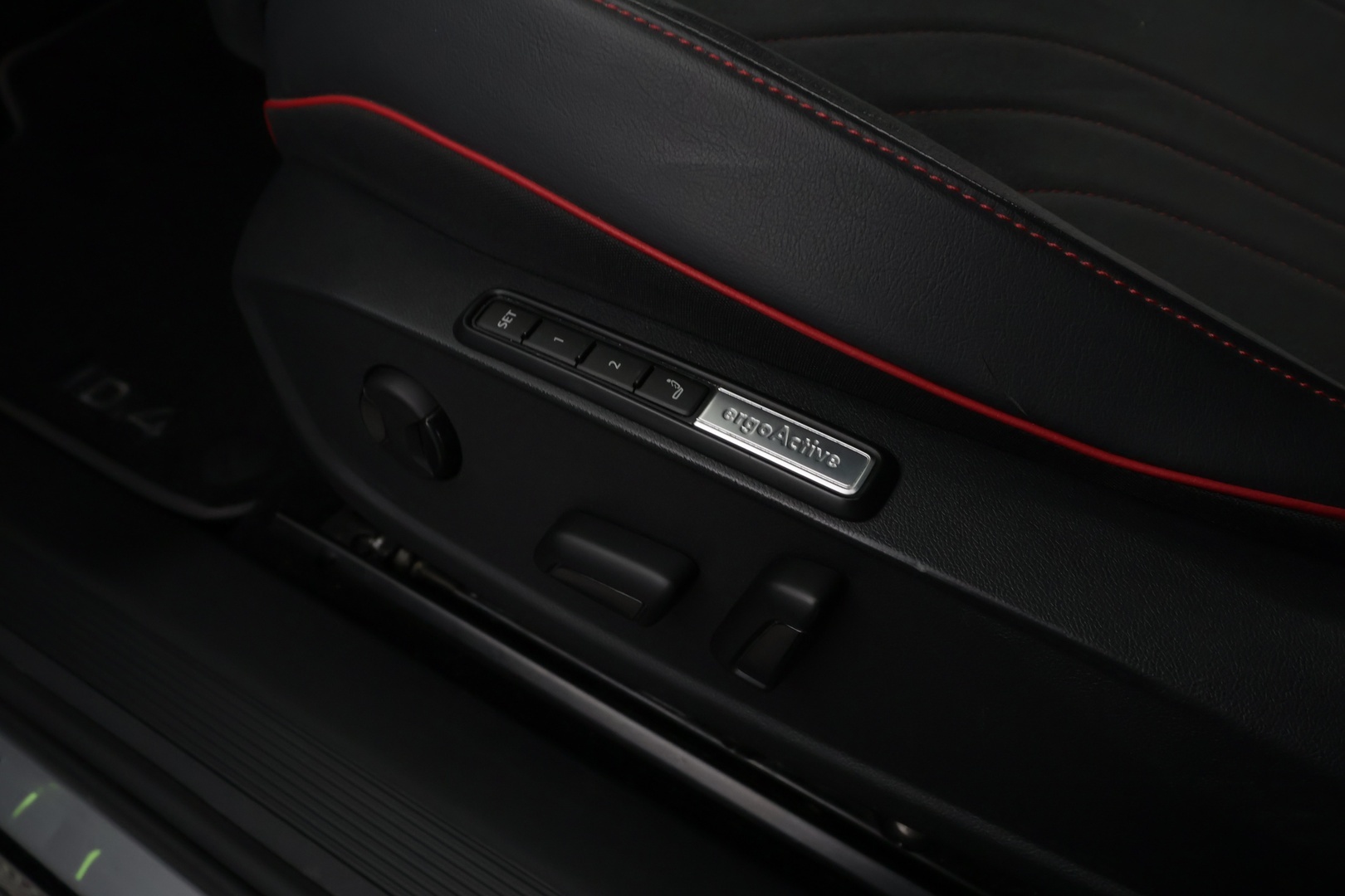 VOLKSWAGEN ID.4 2023