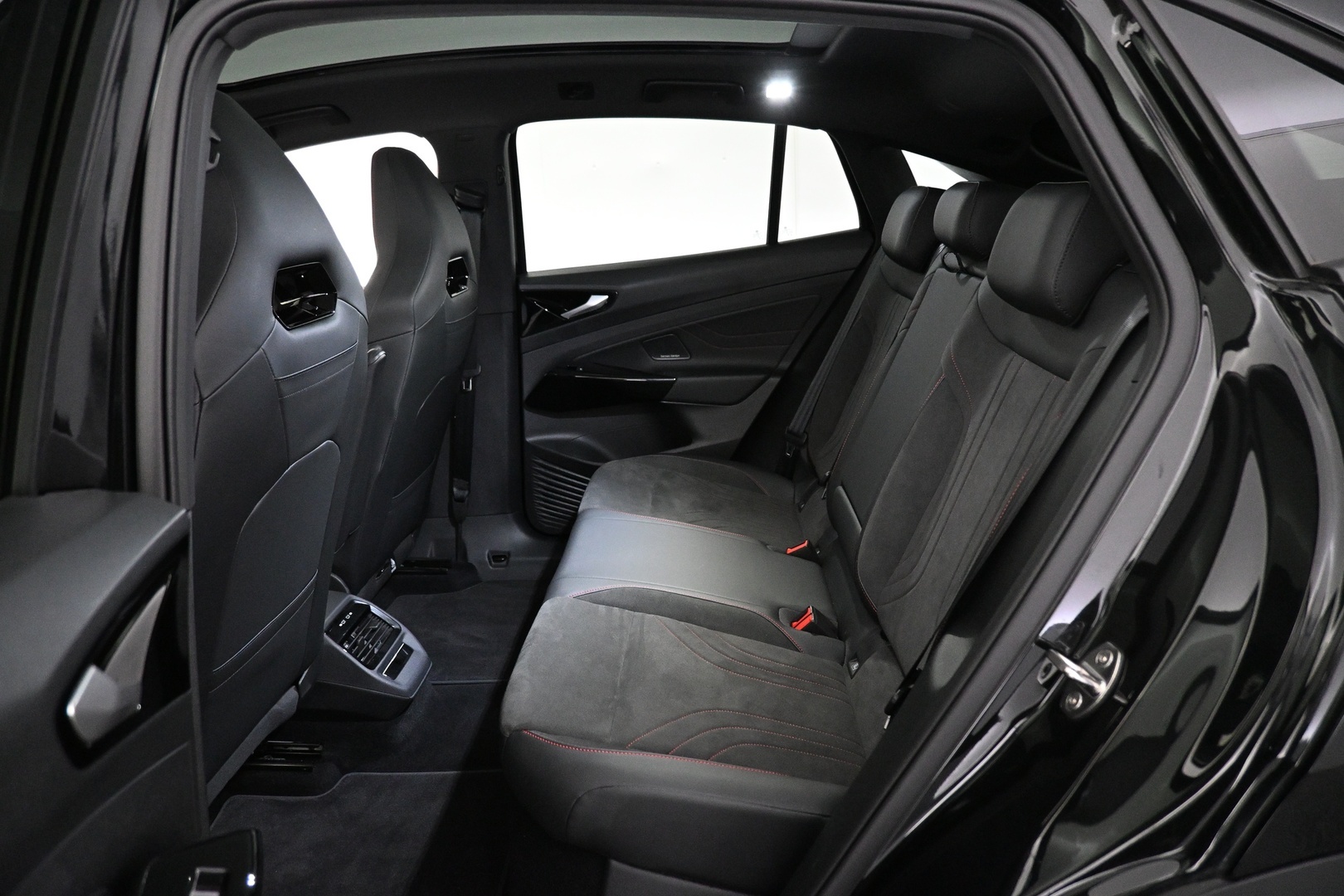 VOLKSWAGEN ID.5 2025