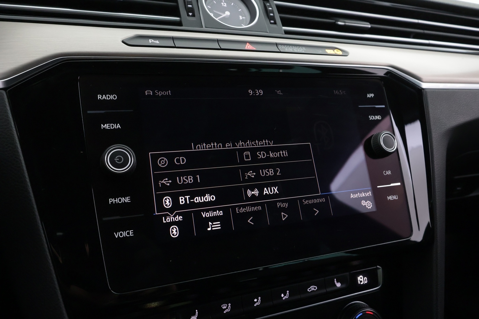 VOLKSWAGEN Passat 2018