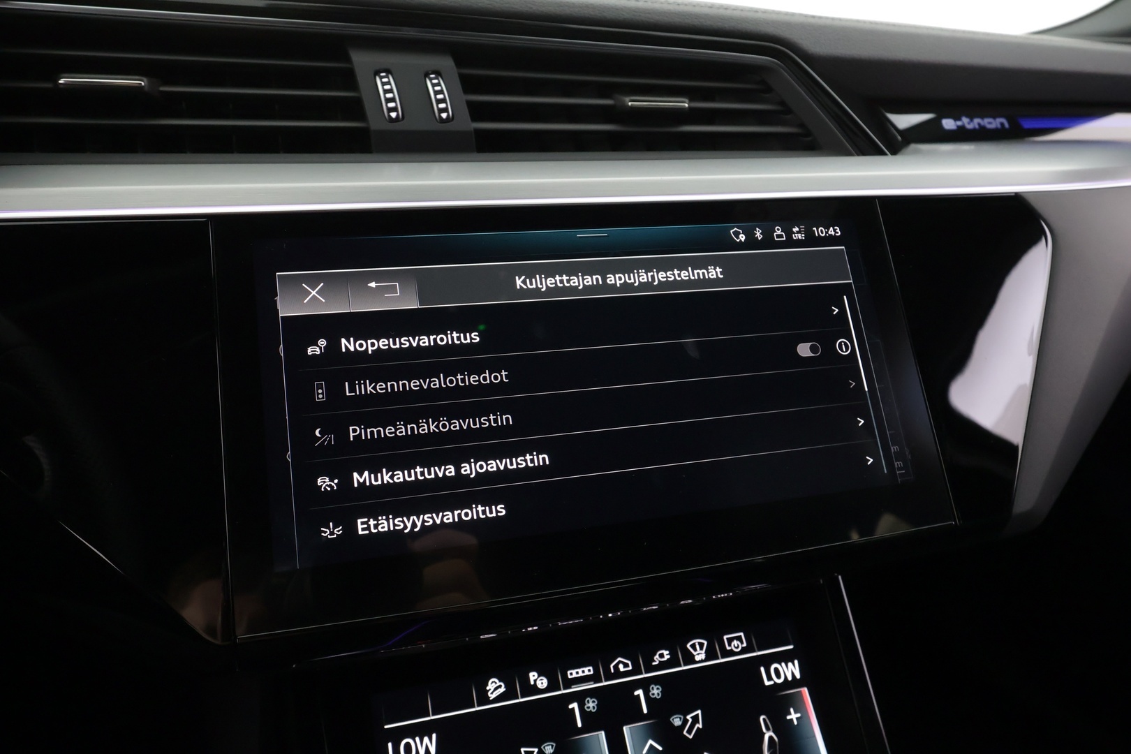 AUDI e-tron 2023