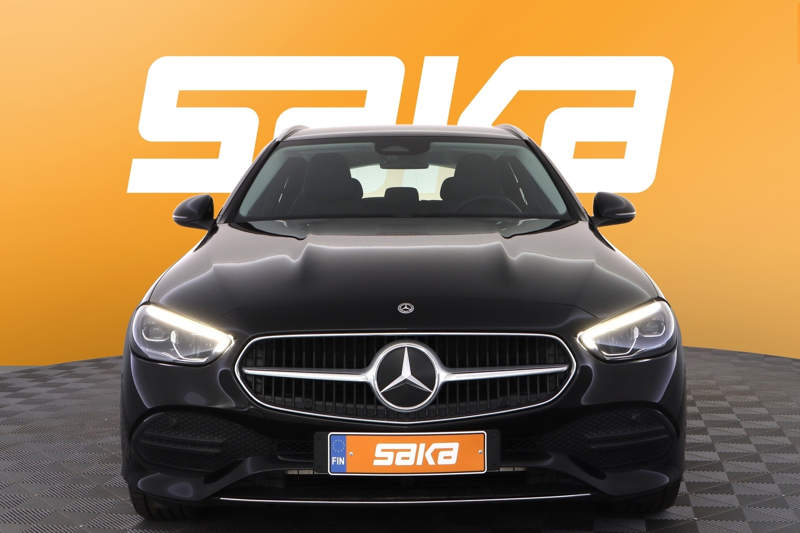 MERCEDES-BENZ C 2023