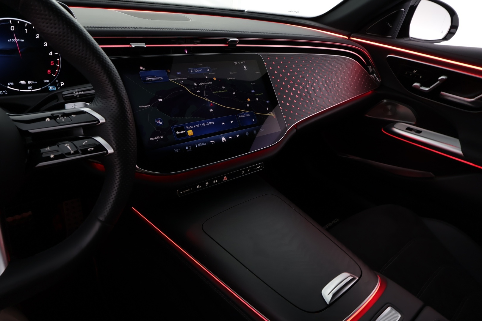 MERCEDES-BENZ E 2025