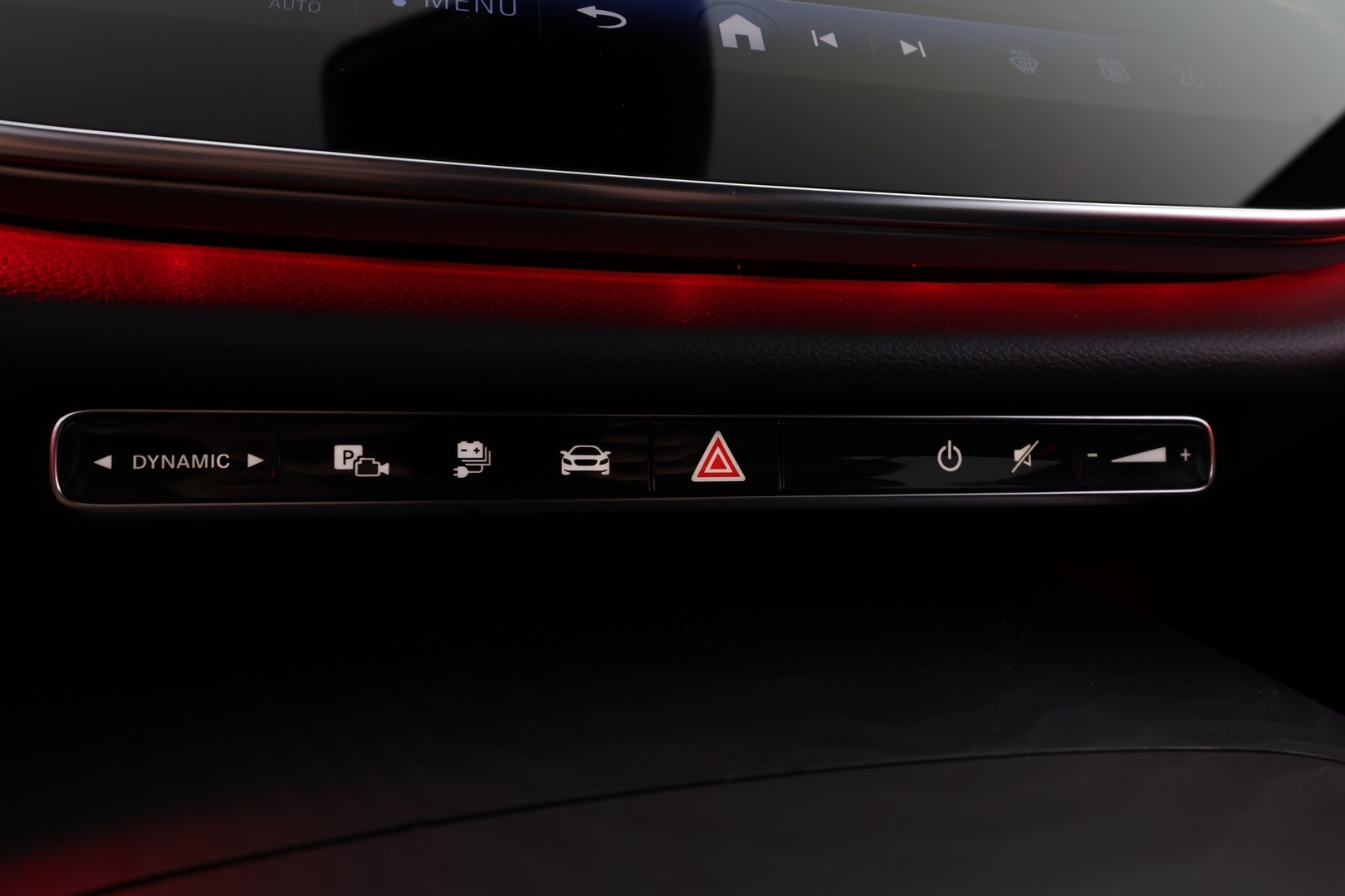 MERCEDES-BENZ E 2025