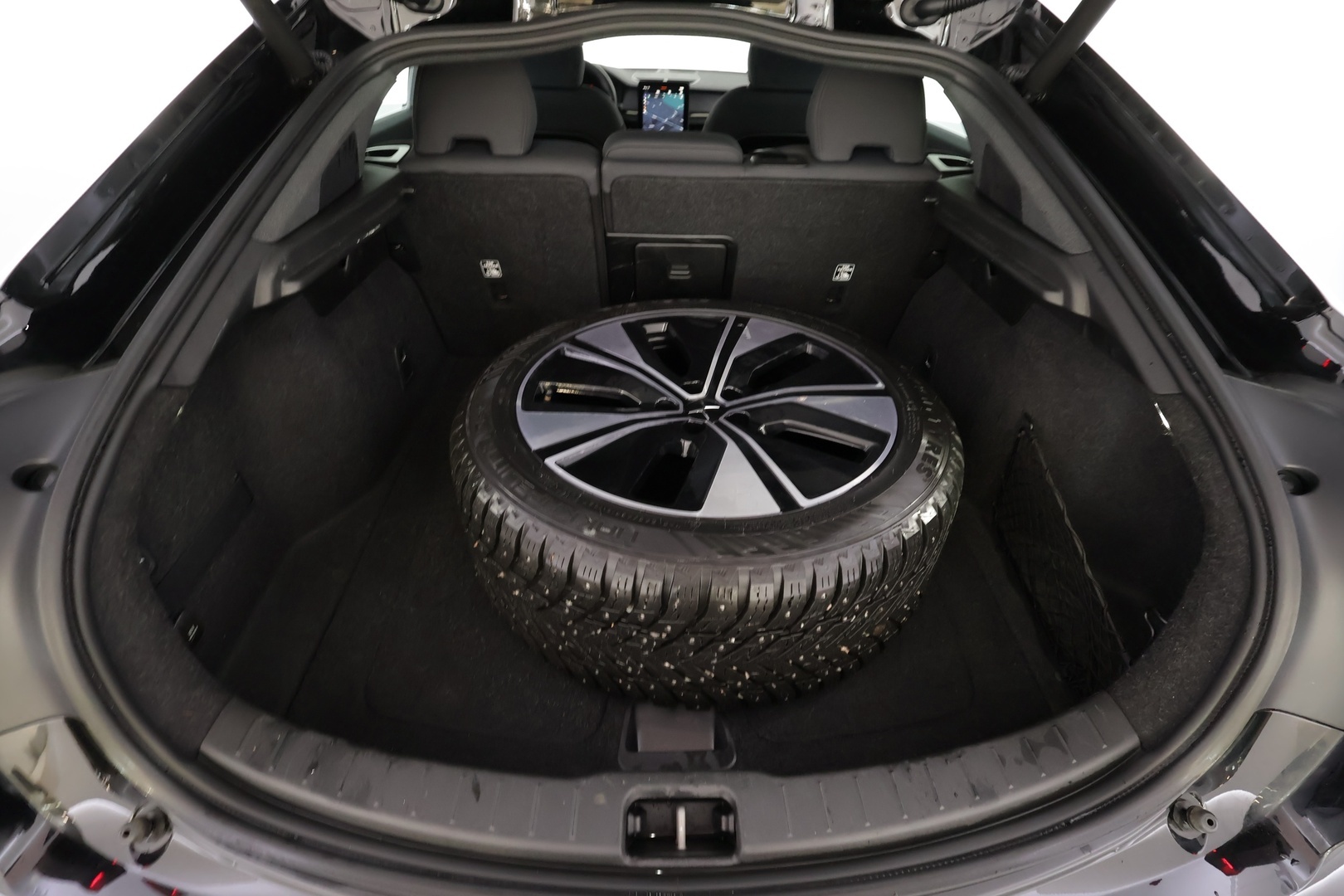 POLESTAR 2 2023