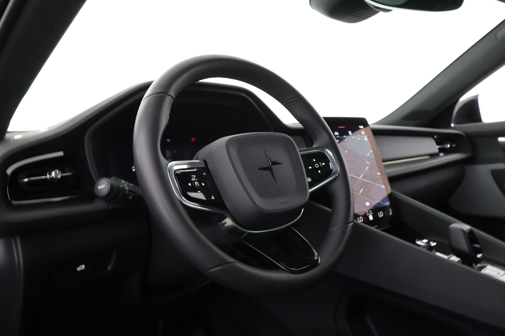 POLESTAR 2 2023