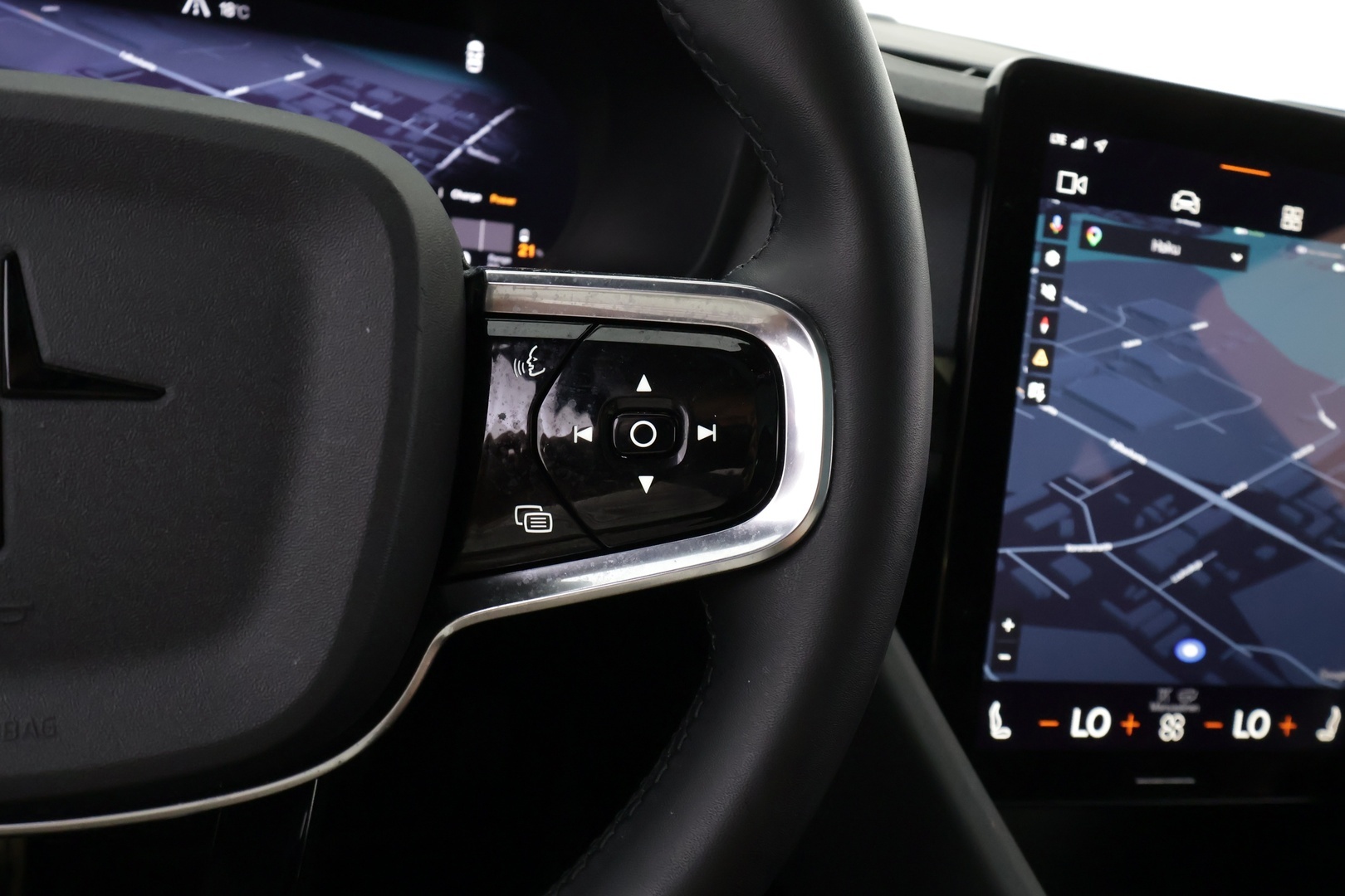 POLESTAR 2 2023