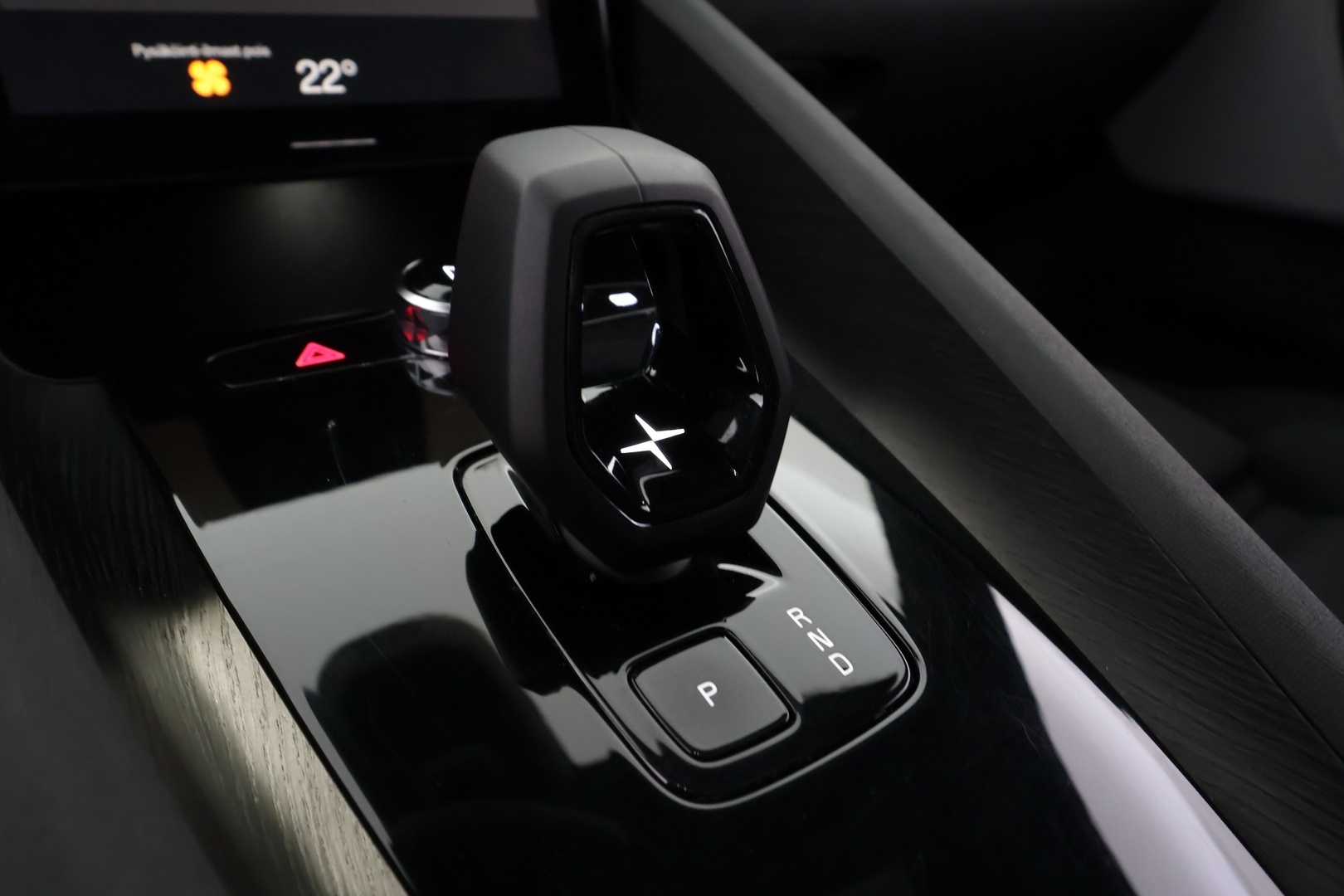 POLESTAR 2 2023