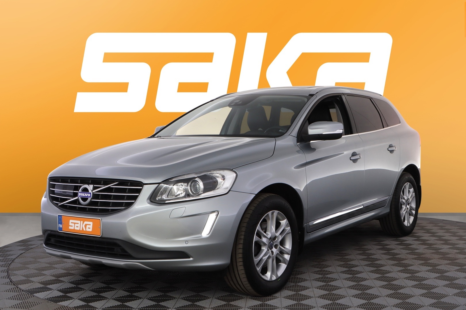 VOLVO XC60 2016