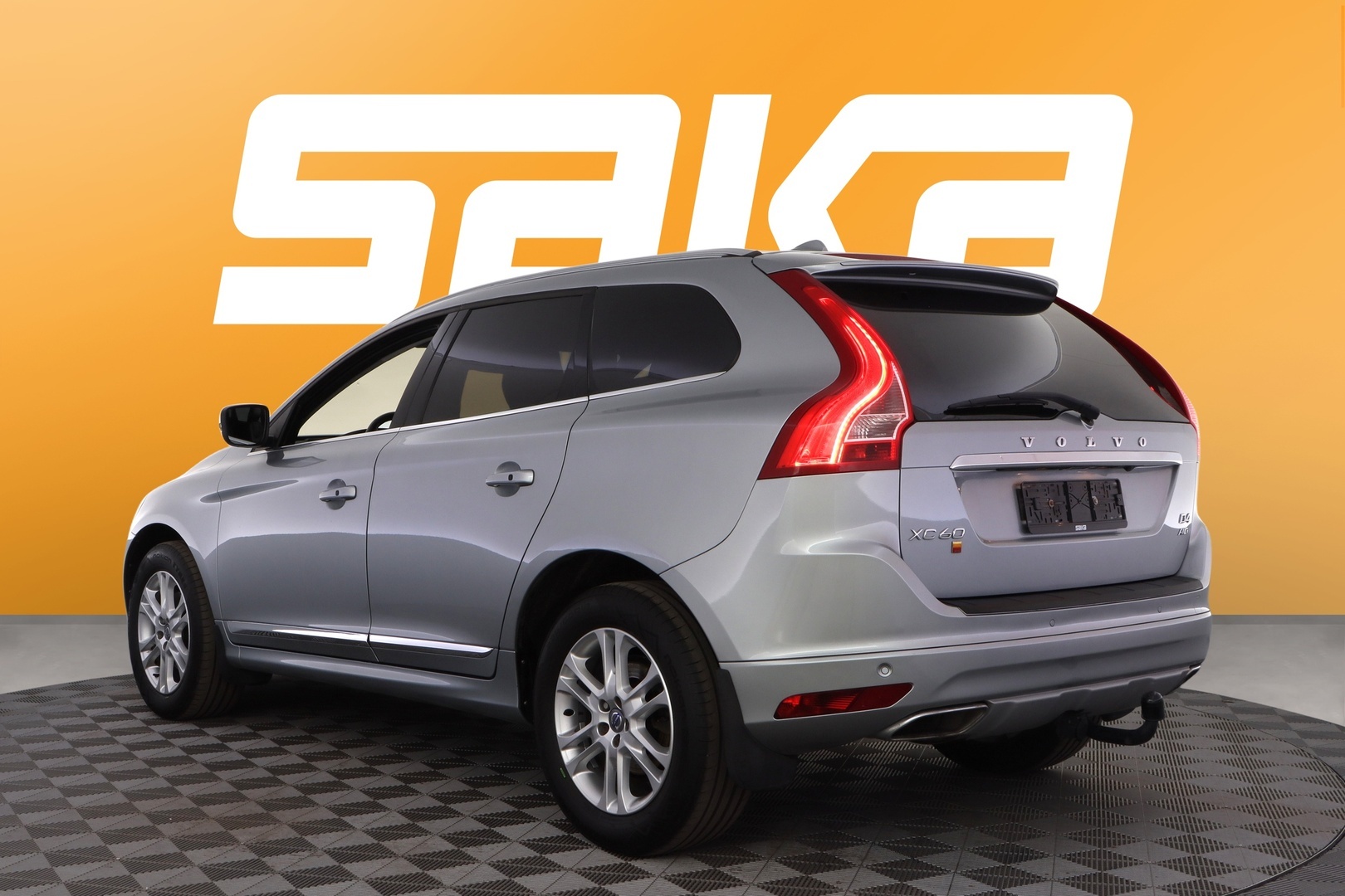 VOLVO XC60 2016