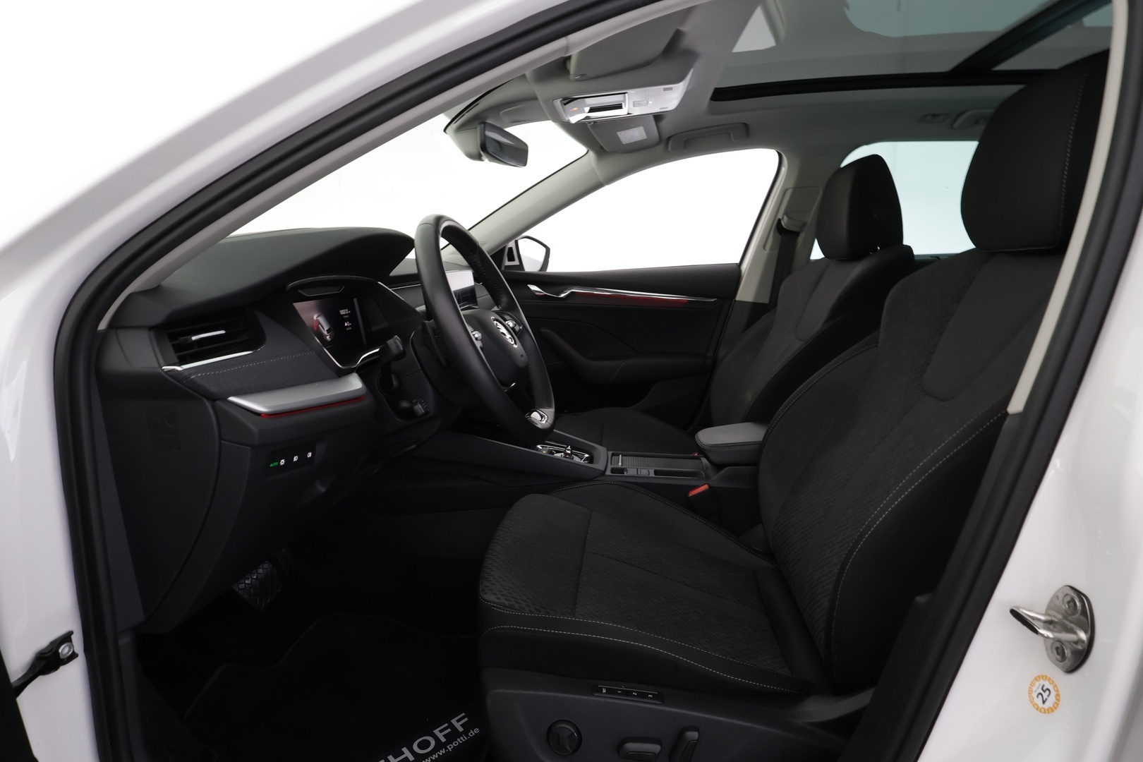 SKODA Octavia 2024