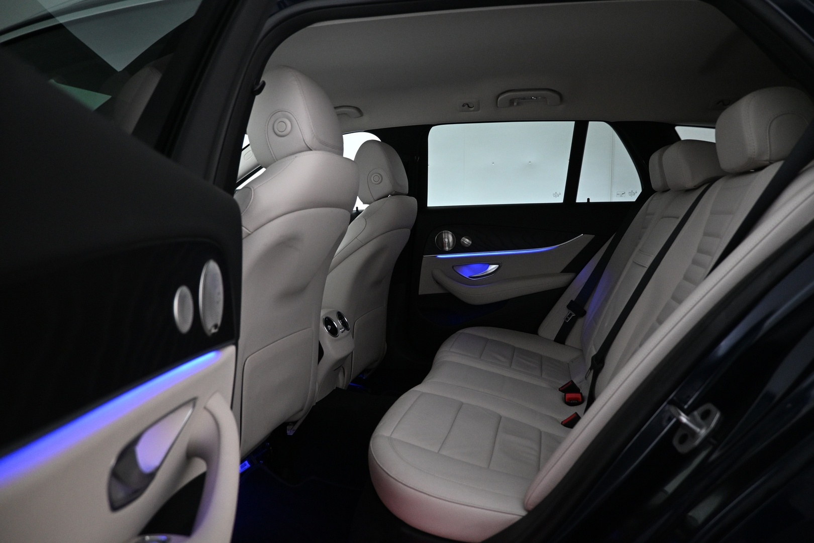 MERCEDES-BENZ E 2021